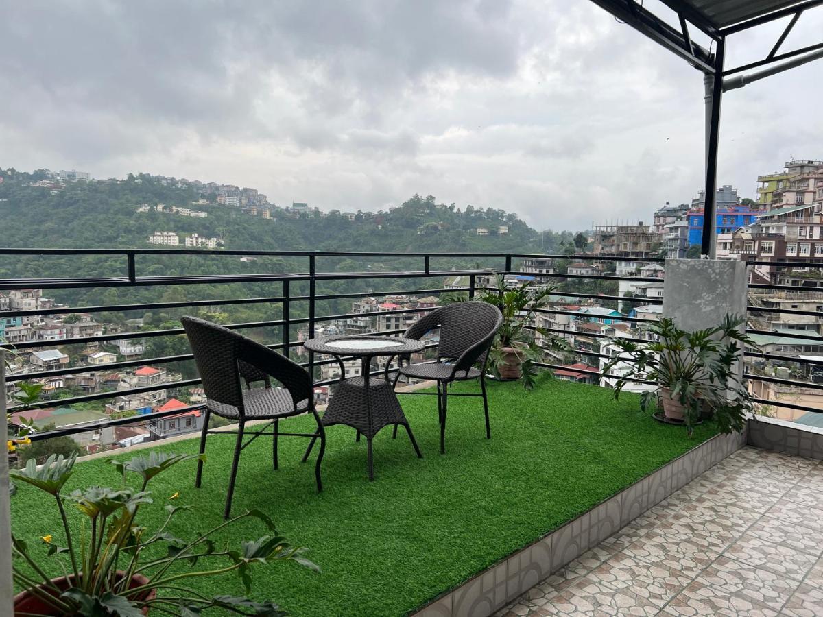 Hotel Dinthar Zara Āīzawl Extérieur photo
