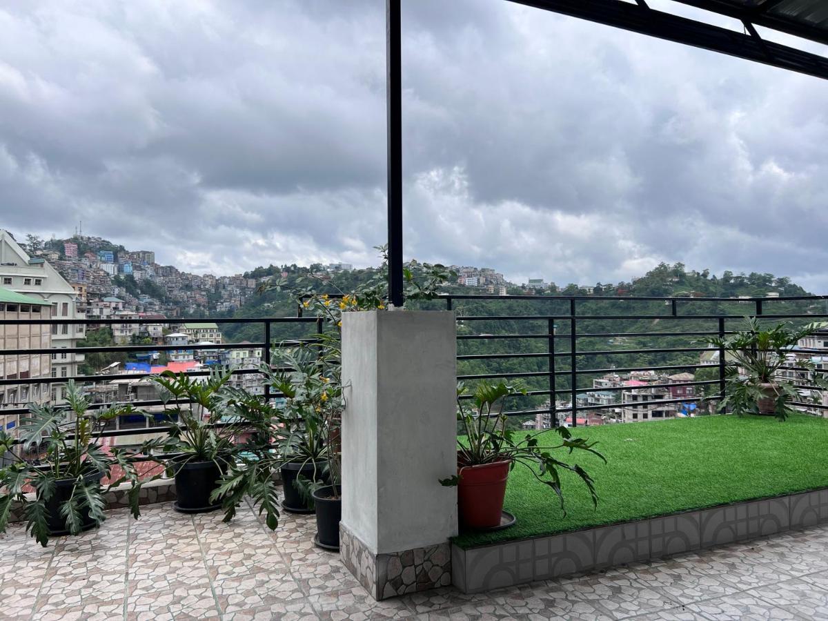 Hotel Dinthar Zara Āīzawl Extérieur photo