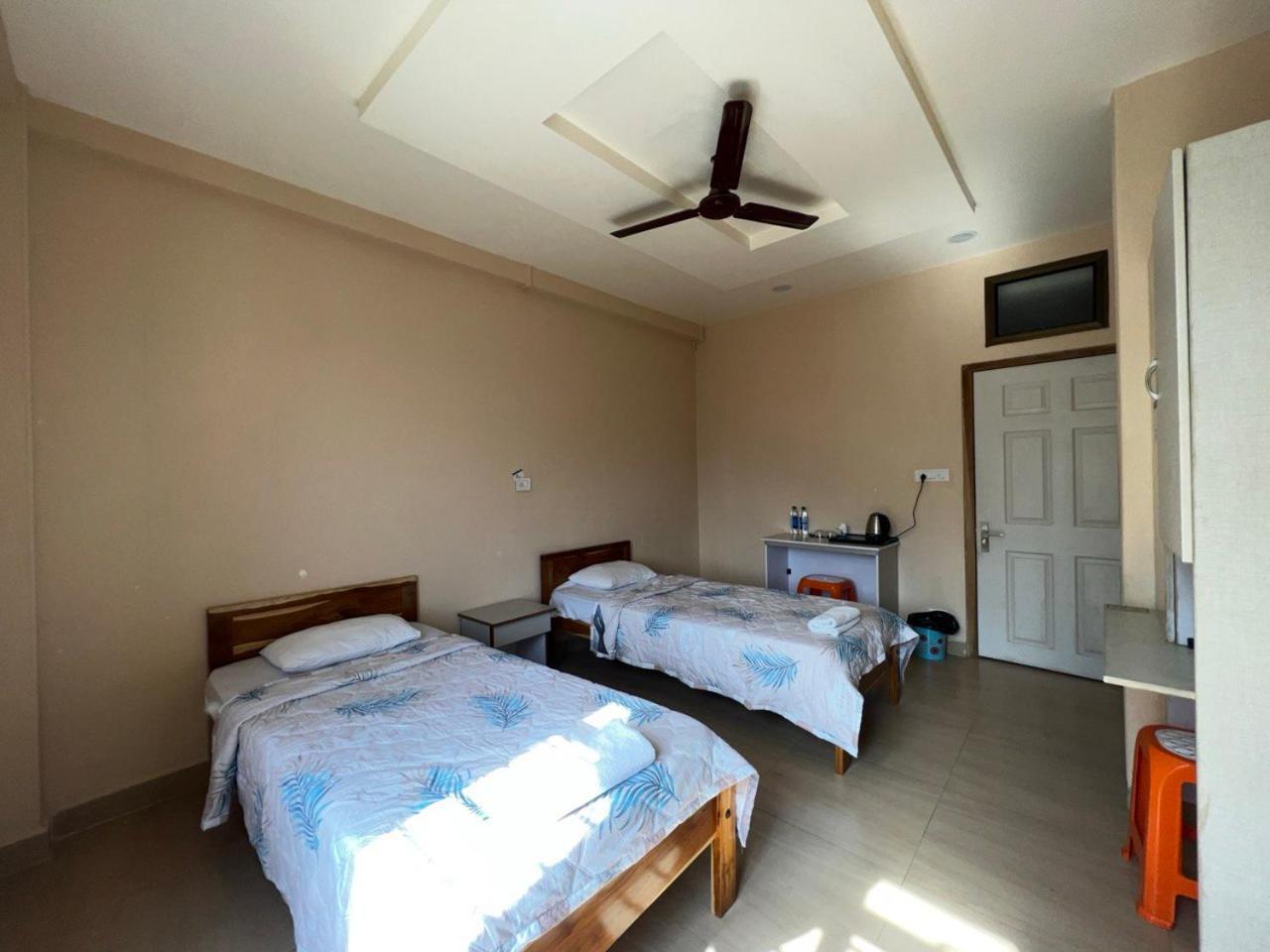 Hotel Dinthar Zara Āīzawl Extérieur photo